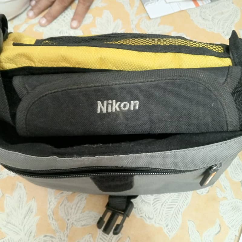 Nikon D3100 digital camera 8