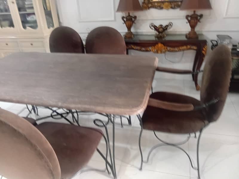 Dining Table 6 chsirs Solid Rot Iron 1