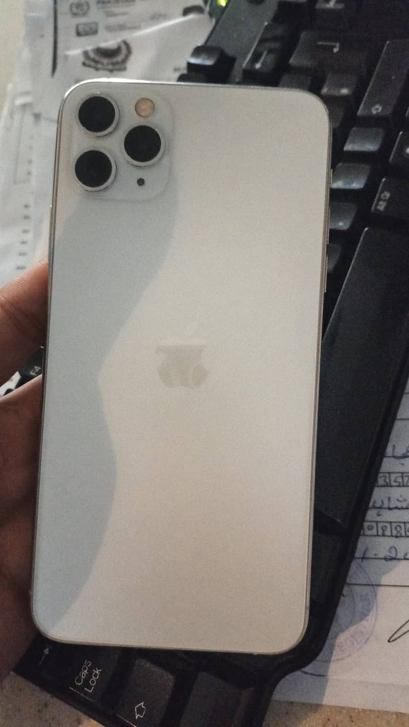 Apple iPhone 11 Pro Max 0
