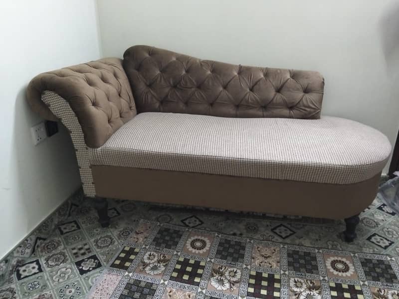 Sofa is good condition 2