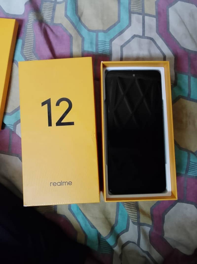 Realme 12 0