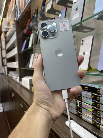 Apple iPhone 15 Pro Max
