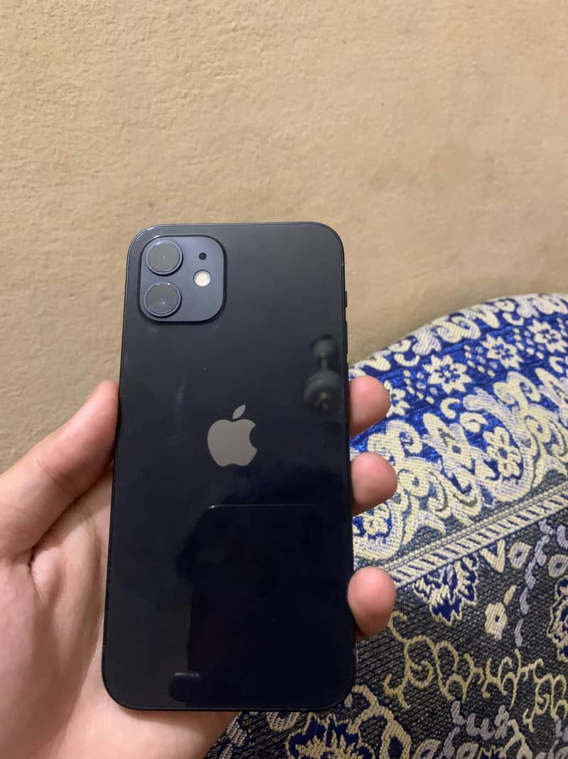 Apple iPhone 12 2