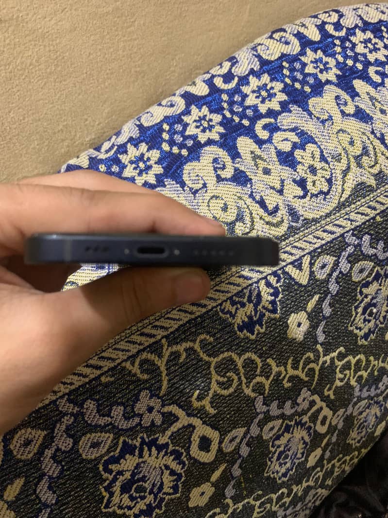 Apple iPhone 12 5