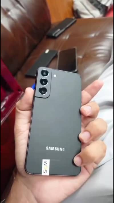 Samsung Galaxy S22
