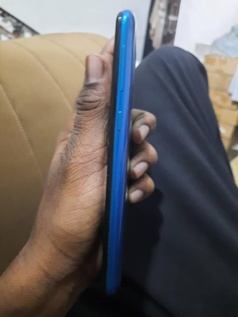 Samsung Mobile M30s 2