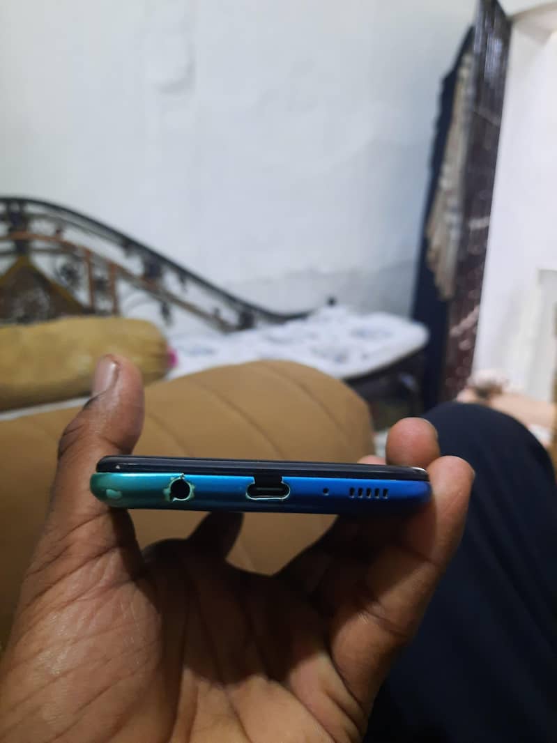 Samsung Mobile M30s 5