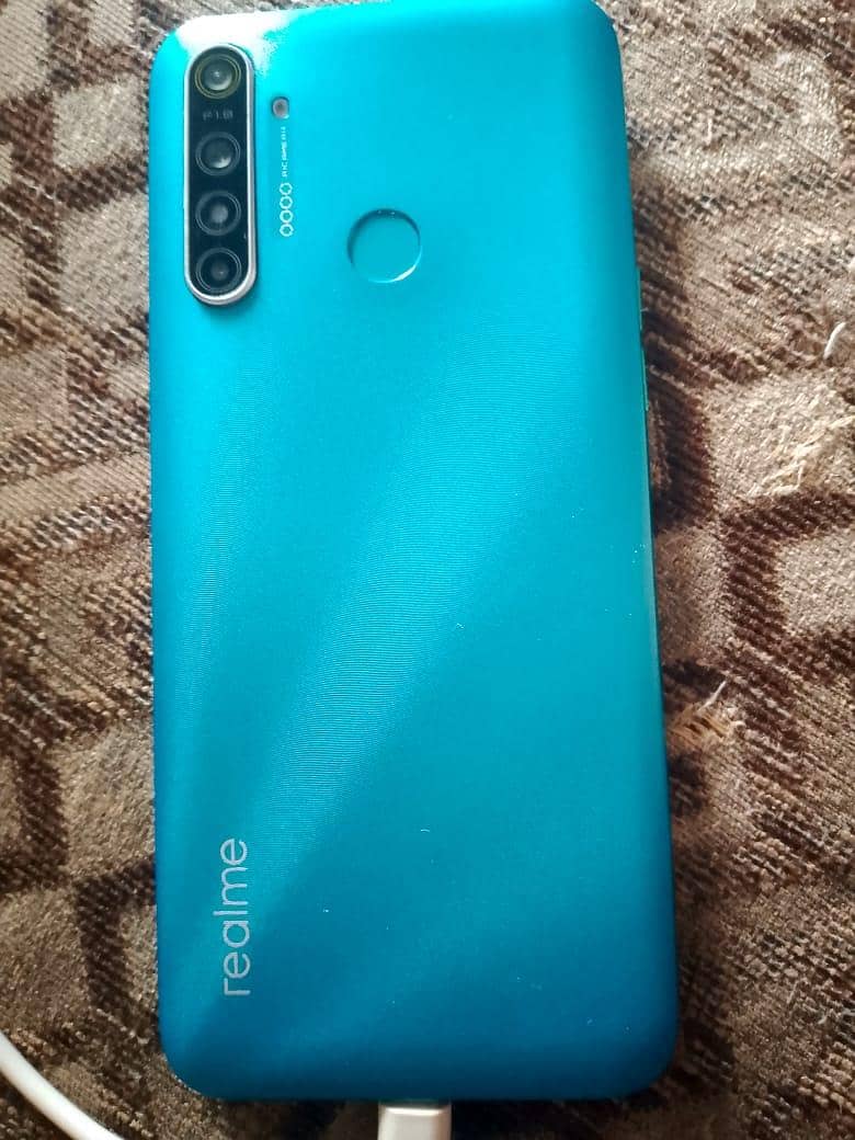 Realme 5i 4
