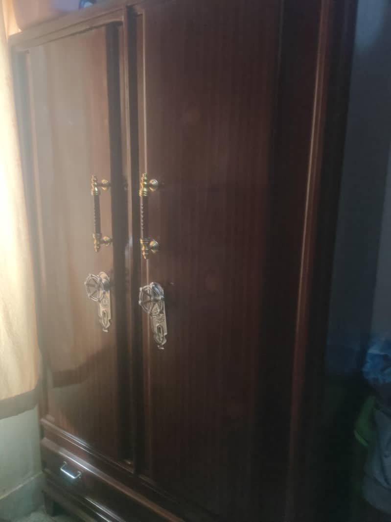 iron almirah wardrobe  for clothes 0
