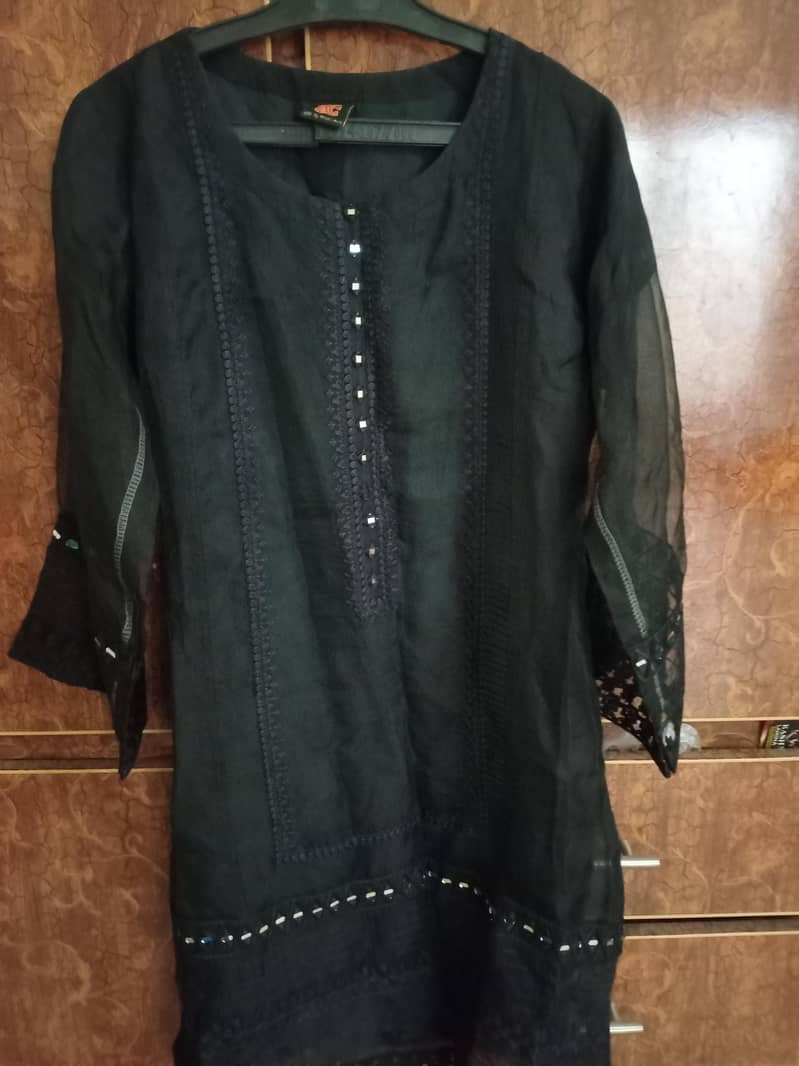dress 3