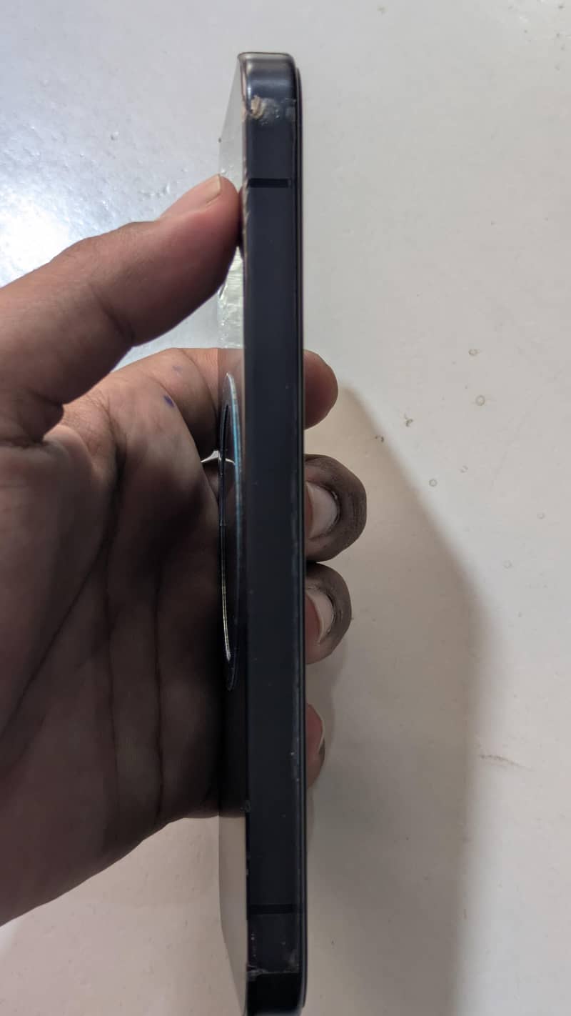 Google Pixel 9a 5