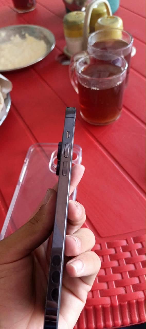 Apple iPhone 14 Pro Max 7