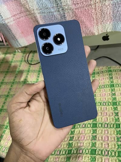 Realme C63