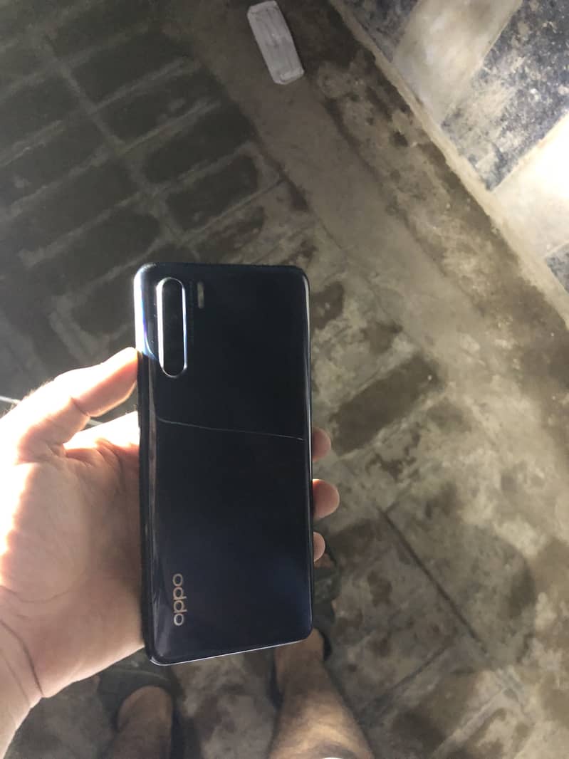 OPPO F15 1
