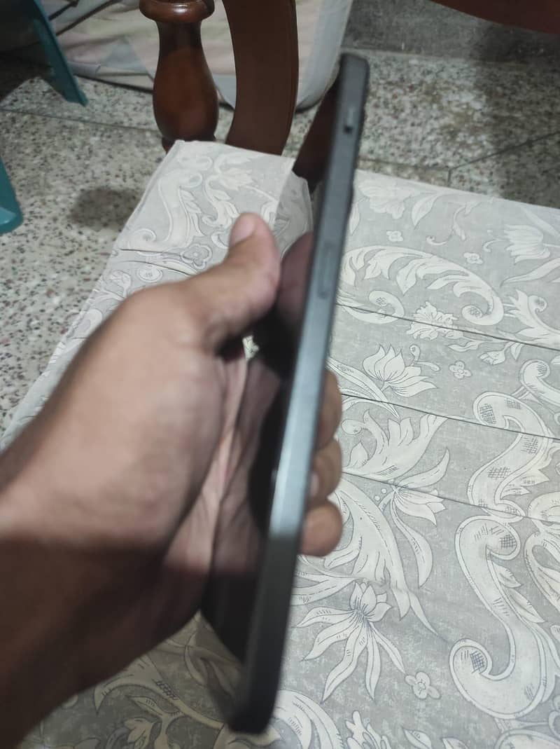 One Plus Ace 2V 0