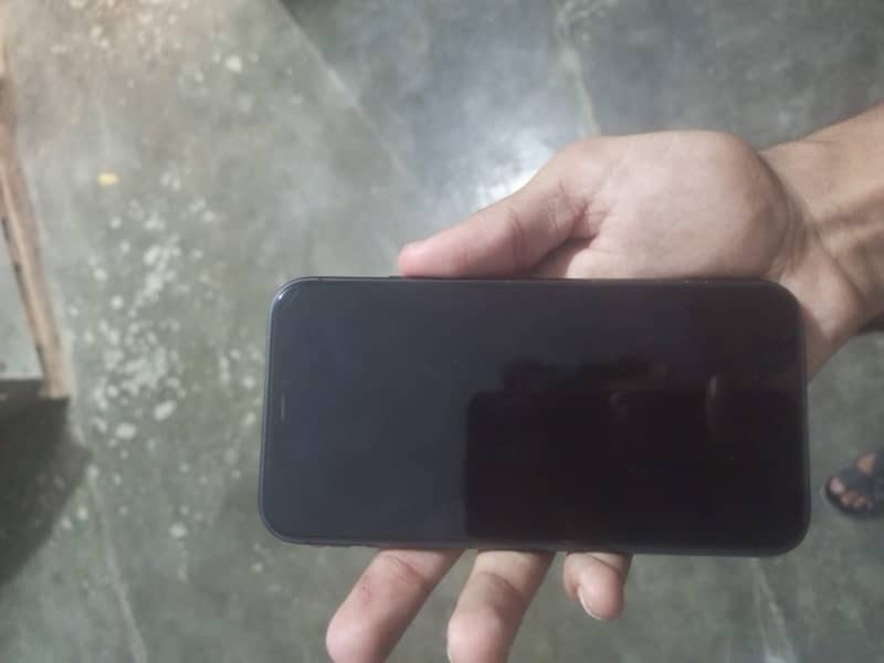 Apple iPhone 11 2