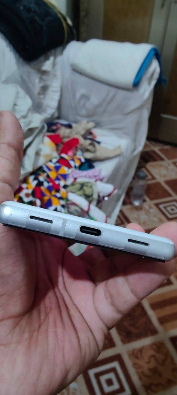 Google Pixel 7a 6