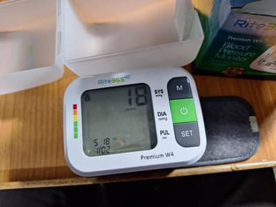 Automatic Blood Pressure Monitor - Rite365