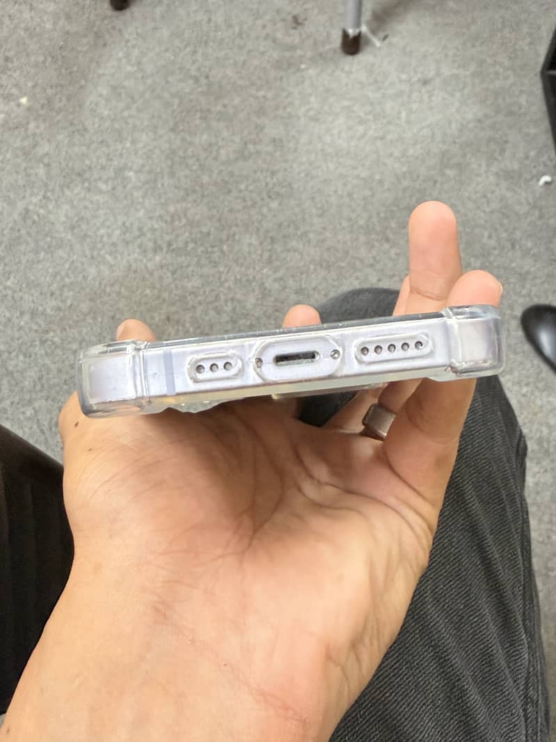 Apple iPhone 14 5