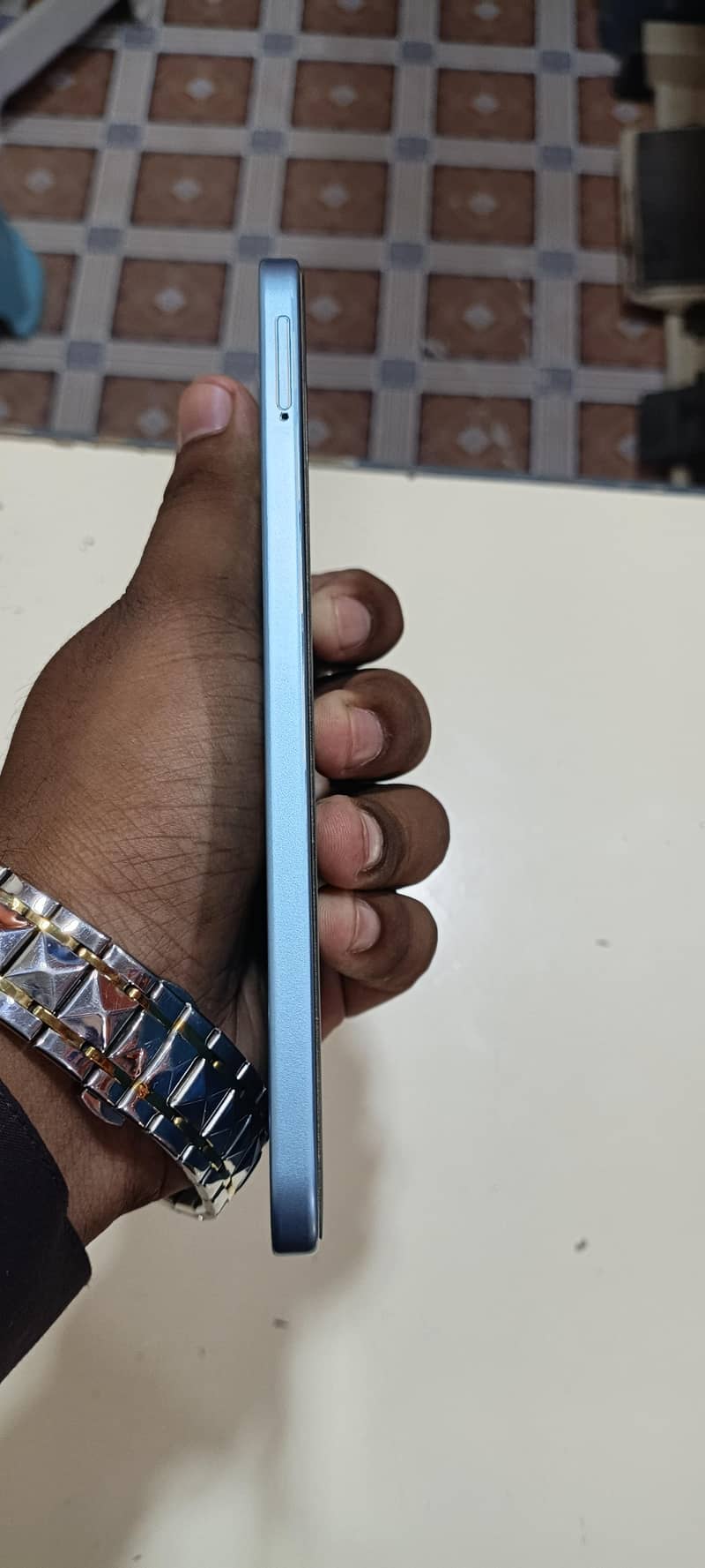 INFINIX HOT 60 PRO 4