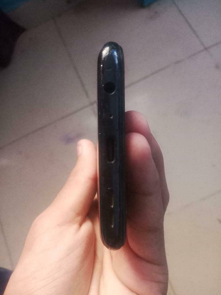 One Plus Nord N10 3