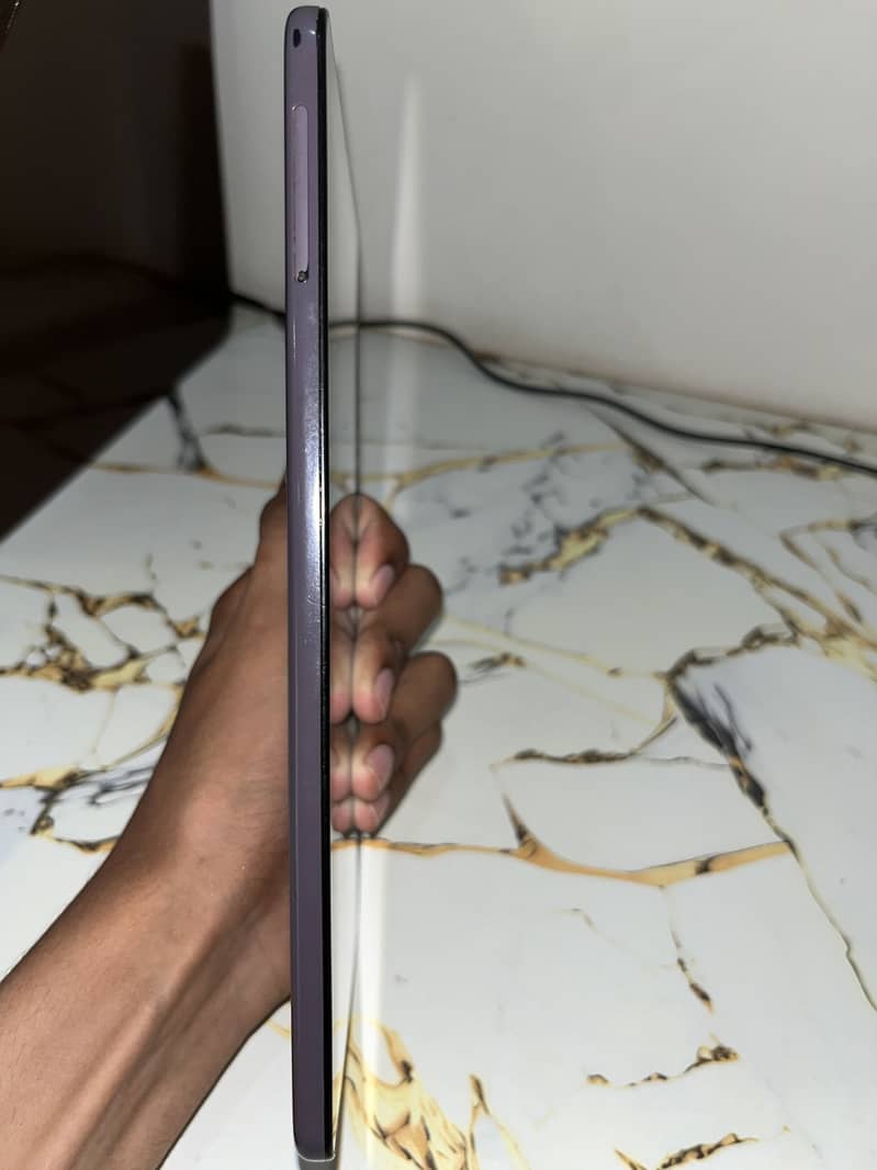galaxy A (8.4” 2020) 4