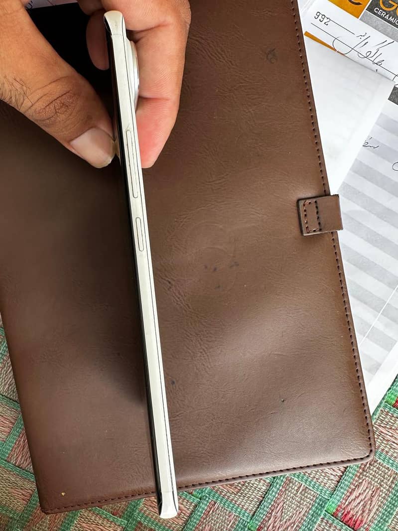 Tecno Pova 5