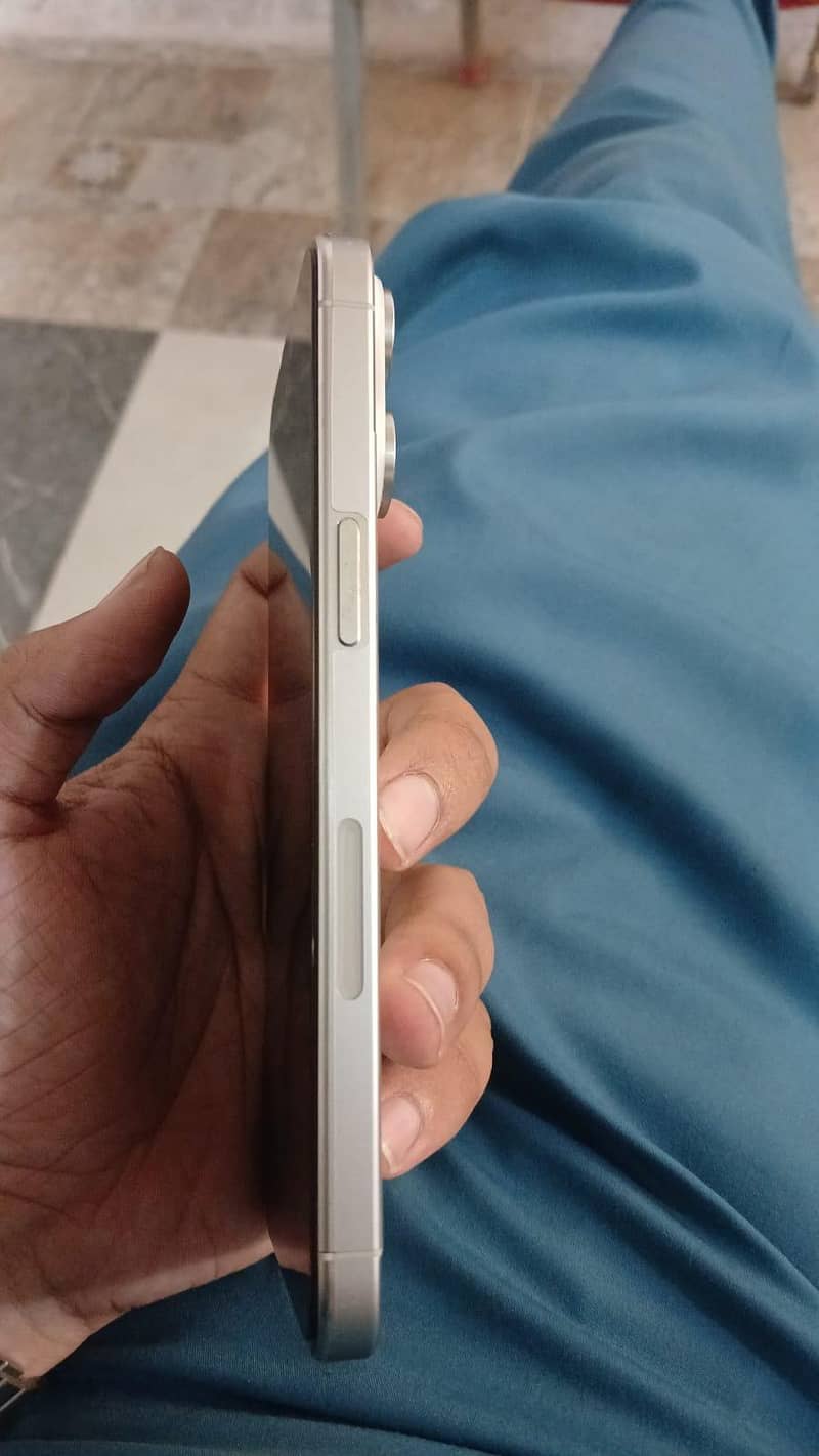 Iphone 15 pro max JV 2