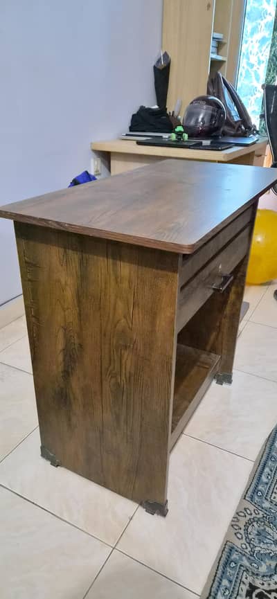 wooden study table