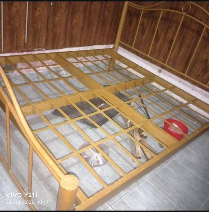 king size iron bed 2