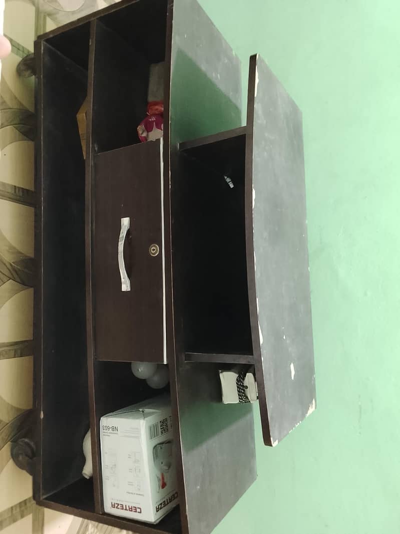 TV TROLLY 3
