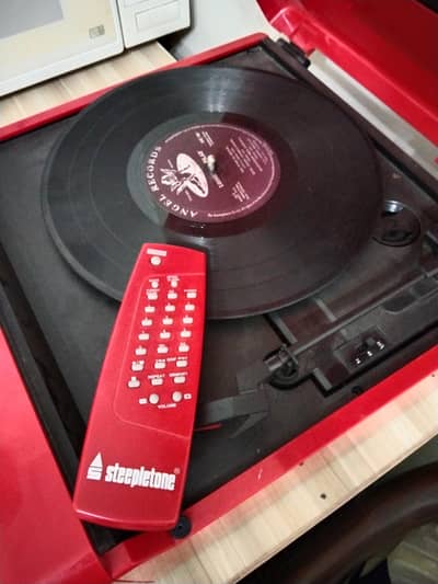 Remote control Turntable