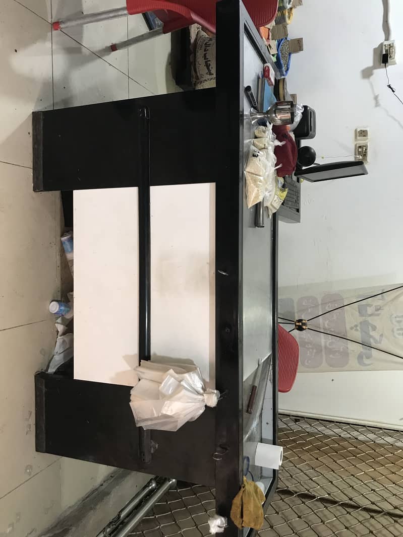 Racks (7’*3’) and Counter 4