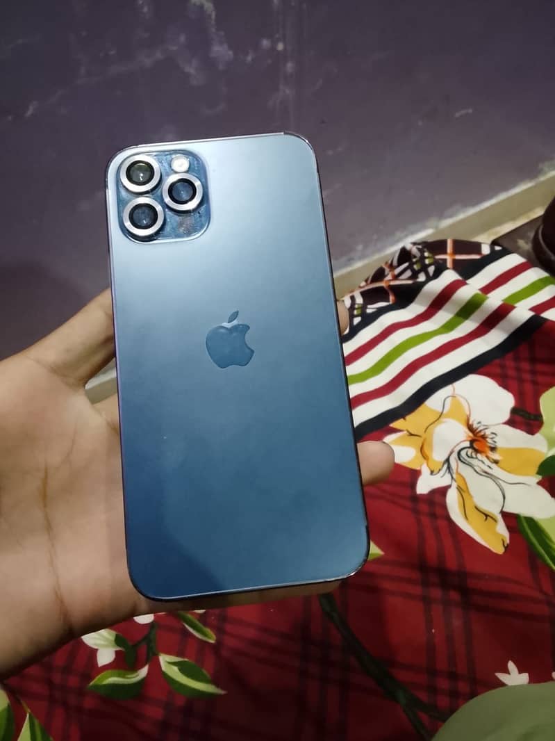 Apple iPhone 12 Pro 3