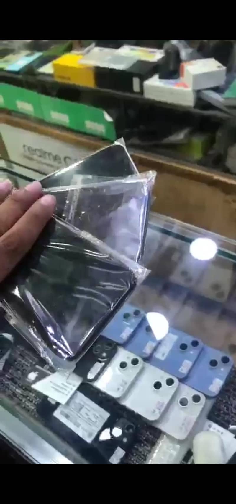 Apple iPhone 13 2