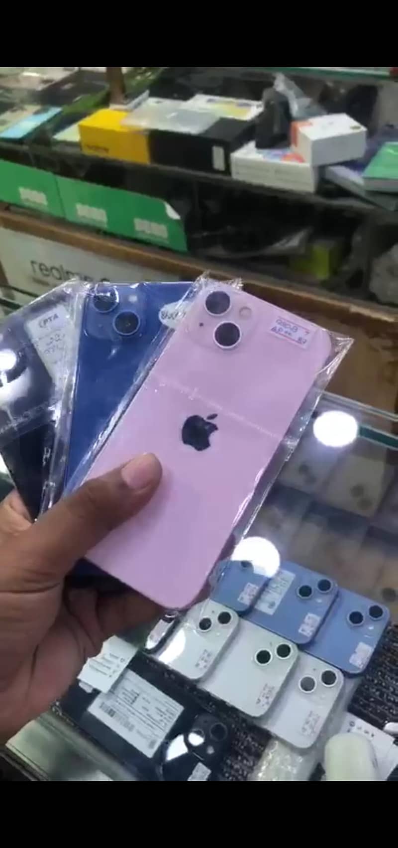 Apple iPhone 13 3