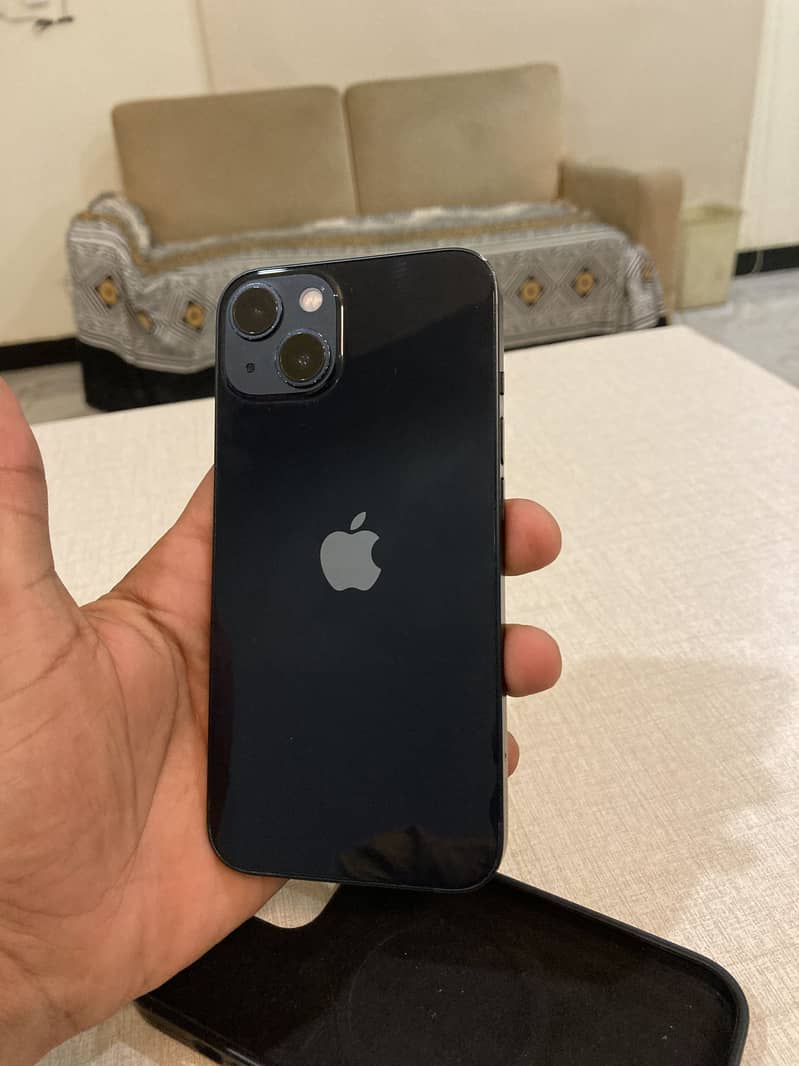 Apple iPhone 13 7