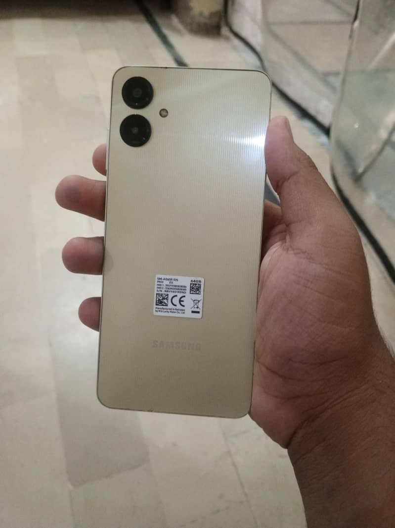 Samsung Mobile A06 0