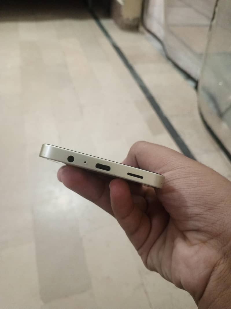 Samsung Mobile A06 4