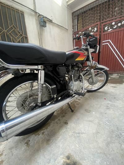 Honda 125     Old model 2013