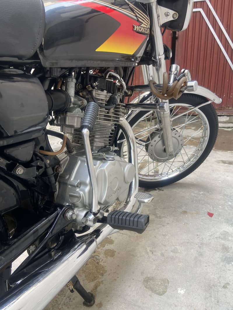 Honda 125     Old model 2013 5