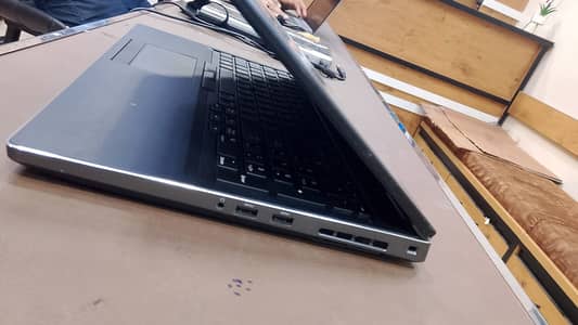 Dell Precision 7530 Workstation