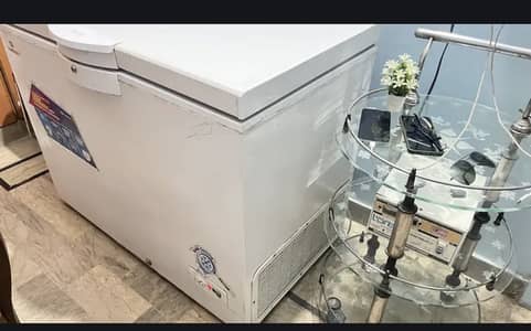 Dawlence deep freezer  mid size