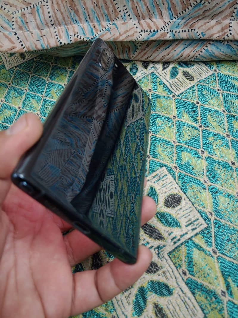 Samsung Mobile Note 10 Plus 4