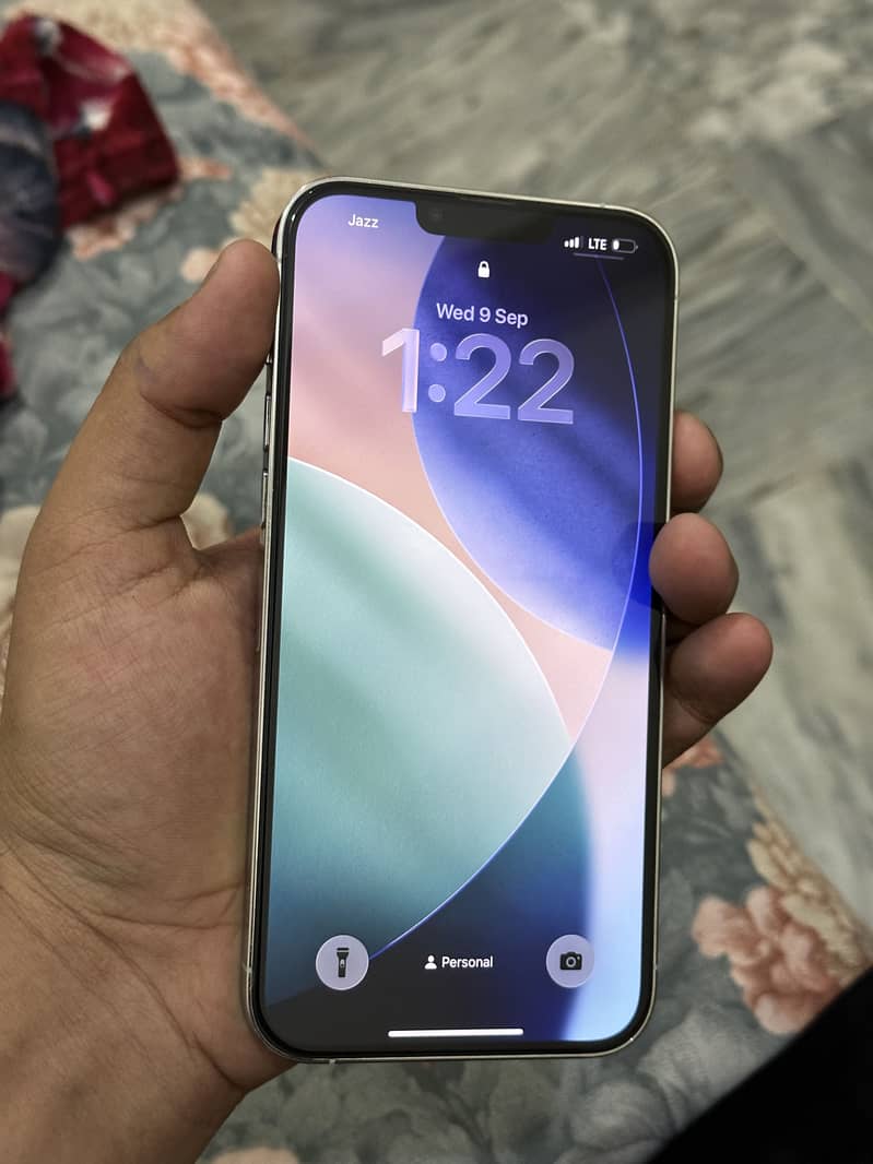 Apple iPhone 13 Pro Max 3