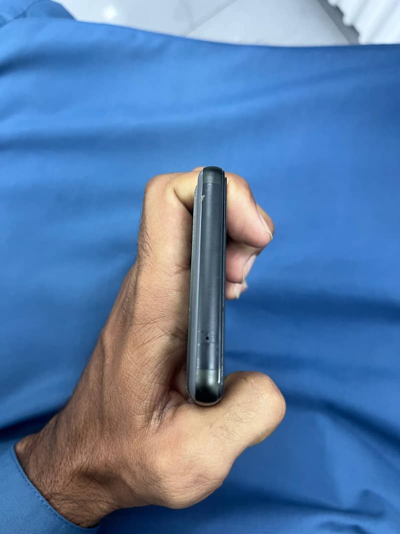 Google Pixel 6a 4