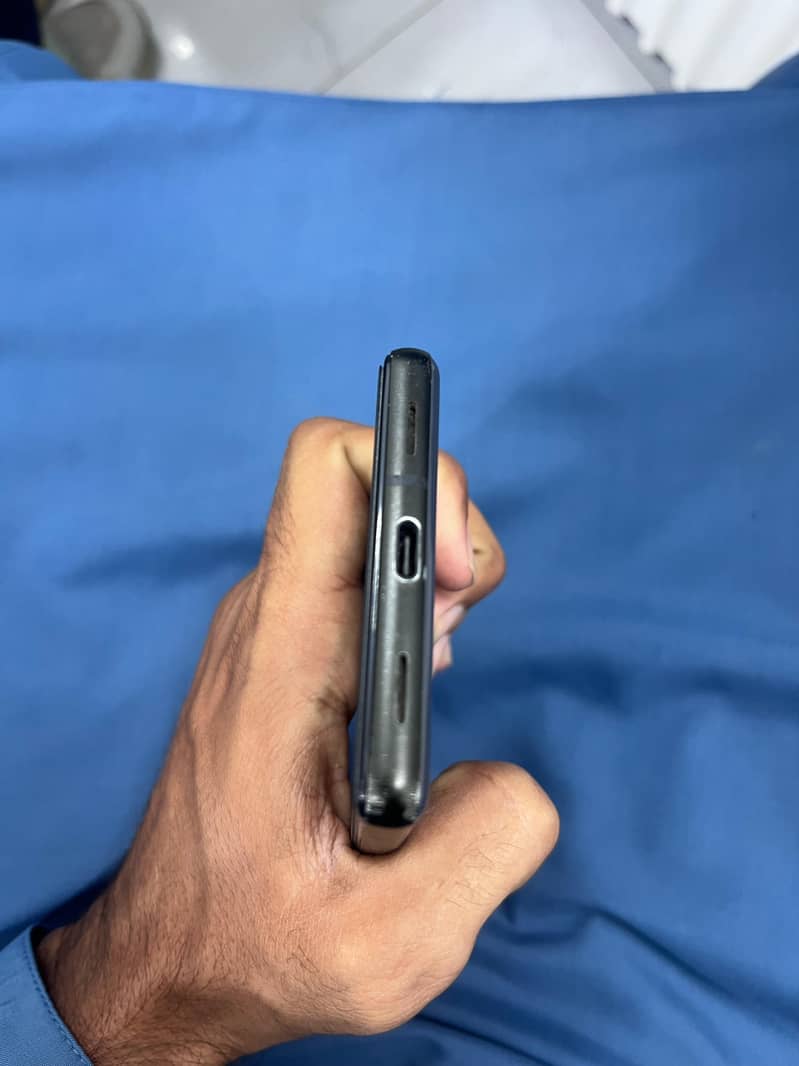Google Pixel 6a 5