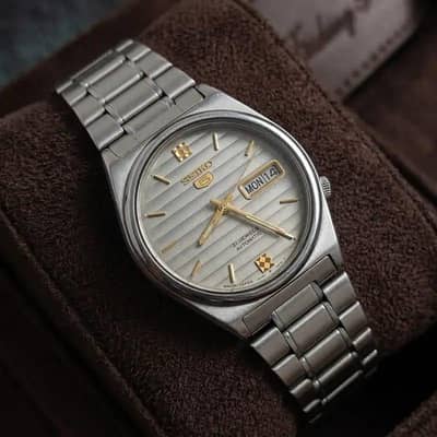 3 Luxury Seiko watches automatic in just 20k
