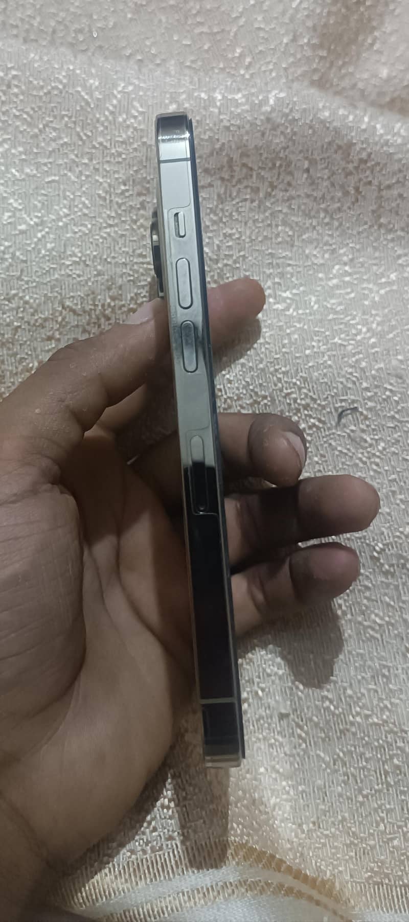 Apple iPhone 14 Pro 1