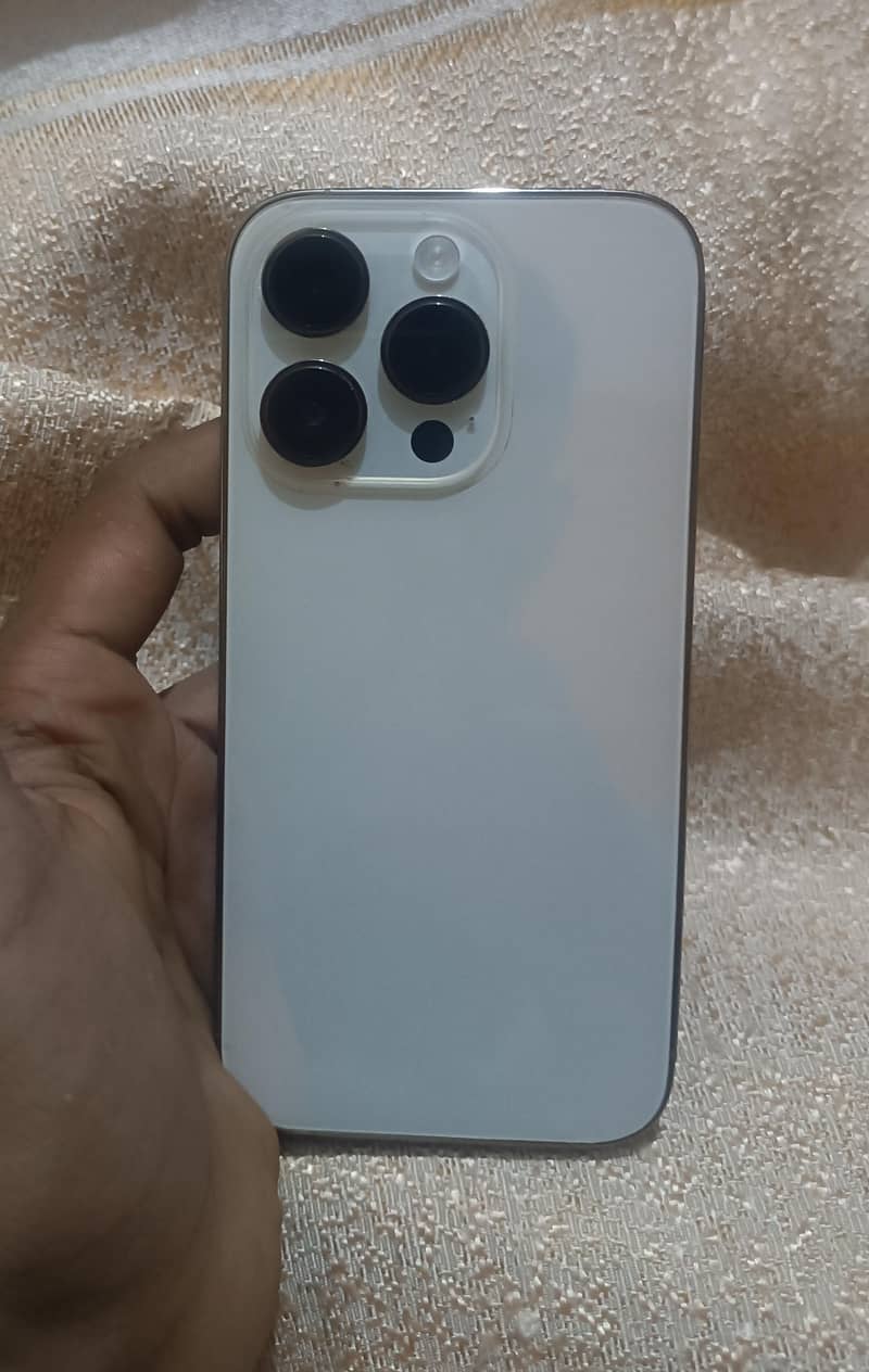 Apple iPhone 14 Pro 3